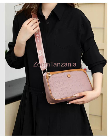 Handled Women's Purse - 4/6