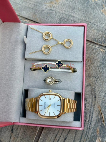Women Jewelry Set with Watch - 4/6