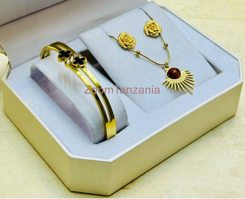 Bracelet Set with Earrings and Necklace - 2/6