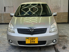 Toyota Corolla Spacio 2004 Gold