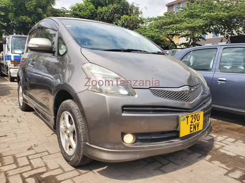 Toyota Ractis 2007 Grey - 5/6