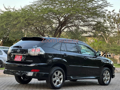 2007 Toyota Harrier Black - 4/5