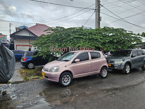 Toyota Vitz 2003 Purple - 5/6