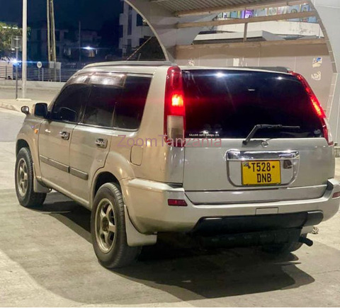 2003 Nissan X-Trail Gold - 3/4