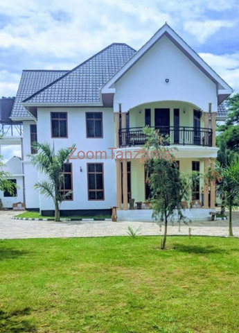 4 Bedrooms House For Rent in Njiro Kikwakwalu B Arusha - 3/6