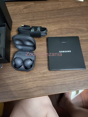 Samsung Galaxy Buds 2 Pro Earbuds - 1/6