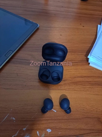 Samsung Galaxy Buds 2 Pro Earbuds - 4/6