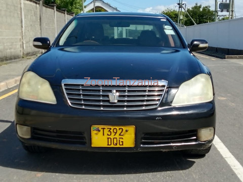2006 Toyota Crown Blue - 1/6