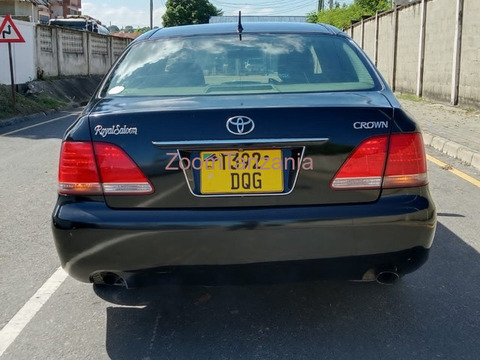 2006 Toyota Crown Blue - 3/6