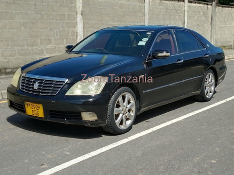 2006 Toyota Crown Blue - 4/6