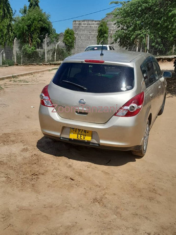 Nissan Tiida 2007 Gold - 5/6