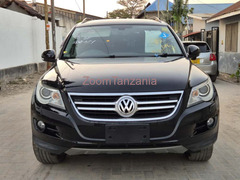 Volkswagen Tiguan 2010 Nyeusi