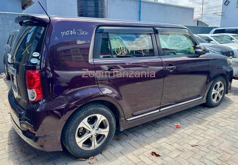 Toyota Corolla Rumion 2009 Nyeusi - 6/6