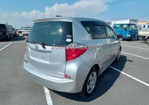 Toyota Ractis 2011 Silver - 6/6