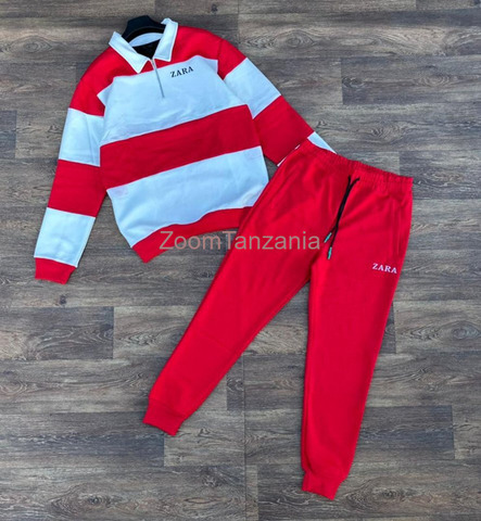 A Set of Sweatpants and Sweàter - 5/6