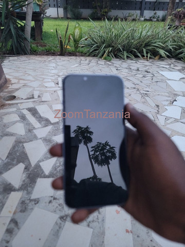 iPhone 14 128GB - 3/3