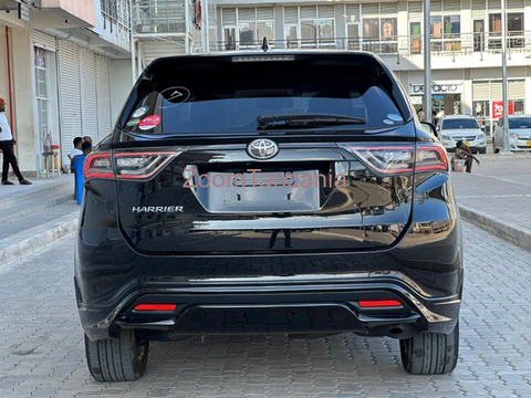 Toyota Harrier 2015 Black - 3/6