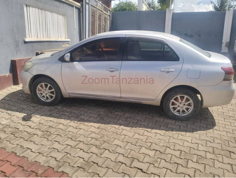 2006 Toyota Belta Gold - 5/5