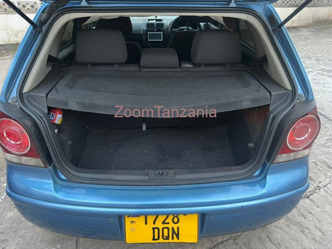 2006 Volkswagen Polo Blue - 2/4