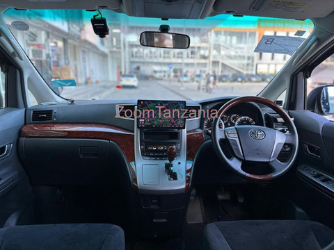 2010 Toyota Vellfire Nyeusi - 5/6