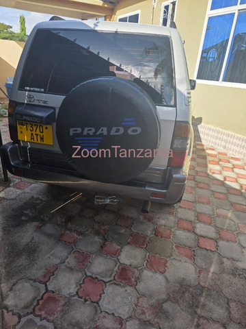 2002 Toyota Land Cruiser Prado TX Nyeupe - 2/3