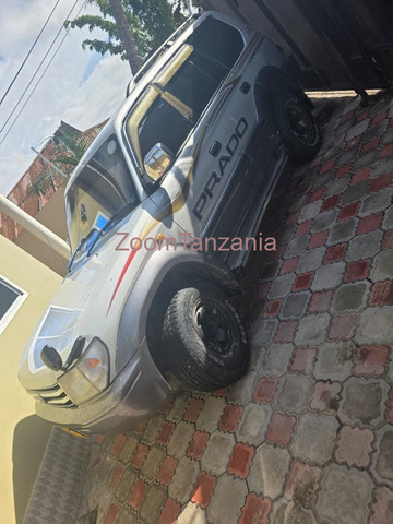 2002 Toyota Land Cruiser Prado TX Nyeupe - 3/3