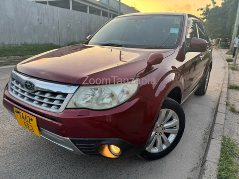 2011 Subaru Forester Nyekundu - 6/6