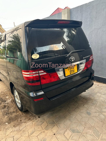 2006 Toyota Alphard Nyeusi - 2/6