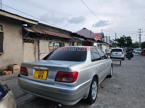 2001 Toyota Carina Silver - 3/6
