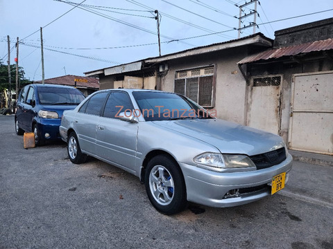2001 Toyota Carina Silver - 5/6