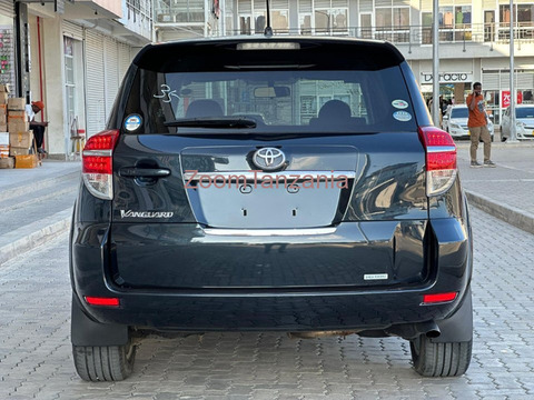 2010 Toyota Vanguard Black - 3/6