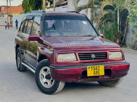 1999 Suzuki Escudo Nyekundu - 6/6