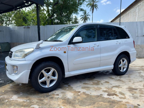 Toyota RAV4 2001 Nyeupe Inauzwa - 5/6