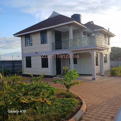 4 Bedroom House For Rent at Njiro Arusha - 3/6