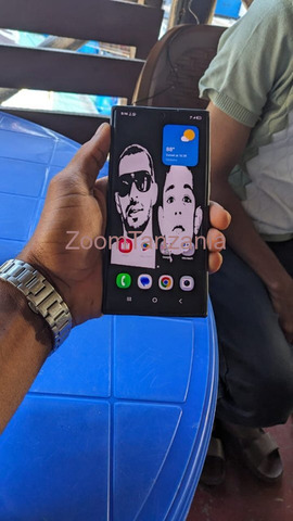 Samsung Galaxy S22 Ultra 128GB Imetumika - 1/4