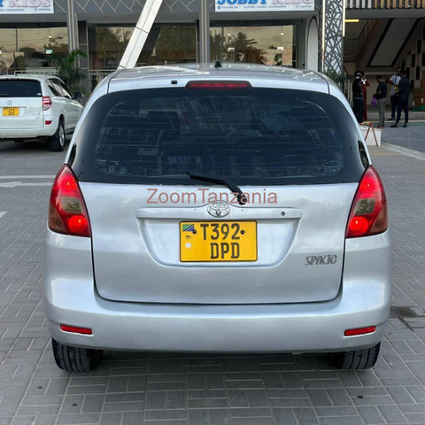 Toyota Spacio 2003 Rangi Silver Inauzwa - 5/6