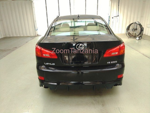 Lexus IS 250 2007 Nyeusi Inauzwa - 3/6