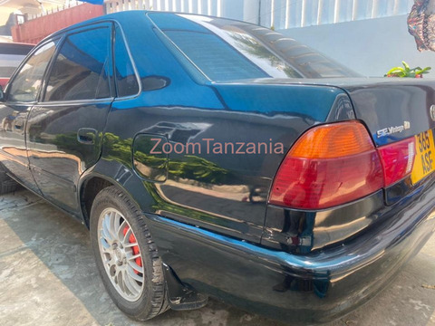 Toyota Sprinter 2002 Blue Inauzwa - 3/6