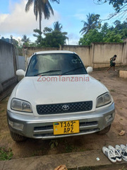 1997 Toyota RAV4 White