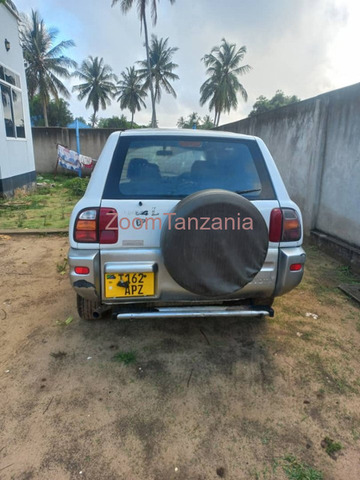 1997 Toyota RAV4 White - 4/5