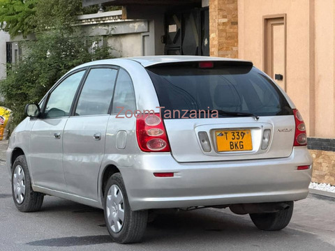 1990 Toyota Nadia Silver - 2/6