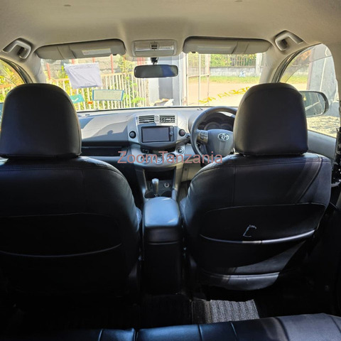 2012 Toyota Vanguard Black - 4/4