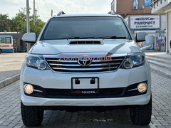 2014 Toyota Fortuner White