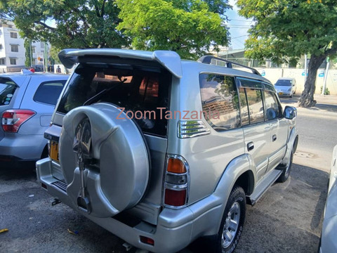 2002 Toyota Land Cruiser Prado Silver - 5/6