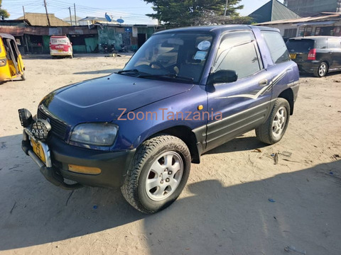 2000 Toyota RAV4 Blue - 2/6