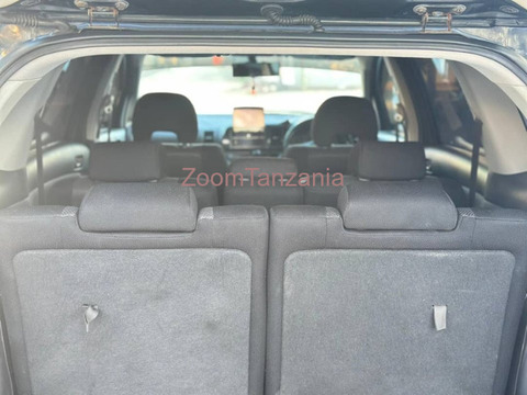 2005 Toyota Wish Black - 6/6