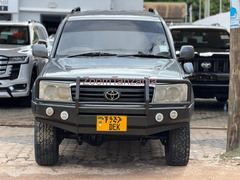 2000 Toyota Land Cruiser GX105 Gray