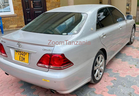 2007 Toyota Crown Athlete Silver - 3/6