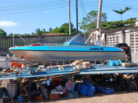 Buster XL Boat - 5/5