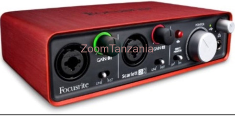 Focusrite Scarlett 2i2, 3rd generation - 2/3